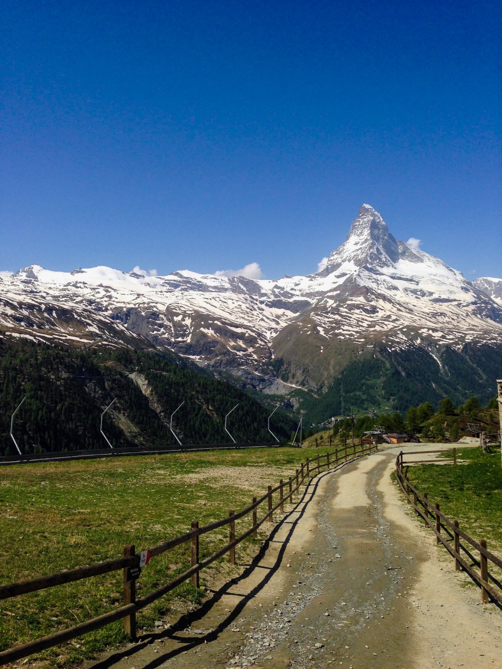 zermatt, switzerland travel, backpacking europe, travel tips 